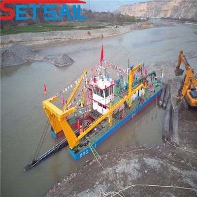 River Sand Extraction 20inch Cutter Suction Dredger with 500ND Pump and Anchor Boom