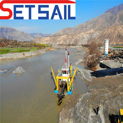 12m Anchor Boom Length Cumins 557kw Main Engine Hydraulic Cutter Suction Sand Dredger