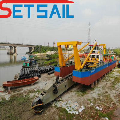 QHCSE-32 Cutter Suction Dredging Equipment with Underwater Pump and Auxiliary Engine Power