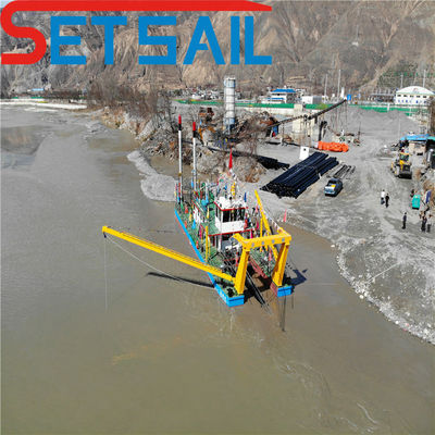 QHCSE-32 Cutter Suction Dredging Equipment with Underwater Pump and Auxiliary Engine Power