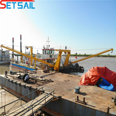 Maximum Capacity 6000m3/Hour Electric Power Cutter Suction Dredger with Underwater Pump