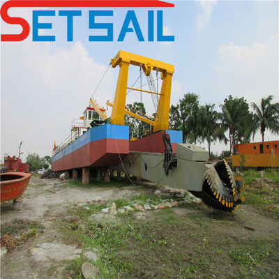 Customizable Cutter Suction Dredger with High Dredging Depth and Hydraulic Winch