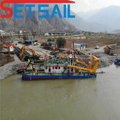 Customizable Cutter Suction Dredger with High Dredging Depth and Hydraulic Winch