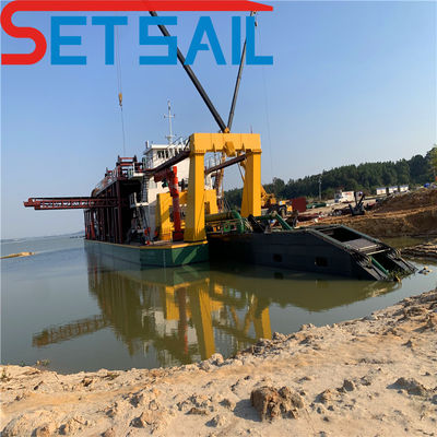 Soild Capacity 1200m3 Cummins Diesel Engine 26inch Cutter Suction Dredger with Anchor Boom
