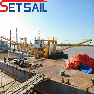 30-Day Refund Policy 26inch Cutter Suction Dredger with 6000m3 Pump and Water Flow
