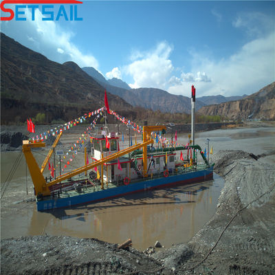 Customized 26inch Cutter Suction Dredging Sand Ship with 500-5000m Discharge Distance