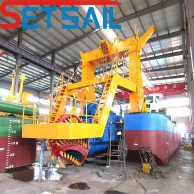 Customized Cummins Diesel Engine 28inch Cutter Suction Dredger for Dredging Operations