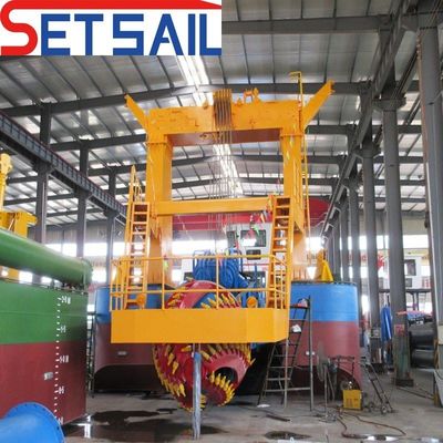 Full Hydraulic Cutter Suction Dredging Boat with 8.8 Meter Width and Siemens PLC