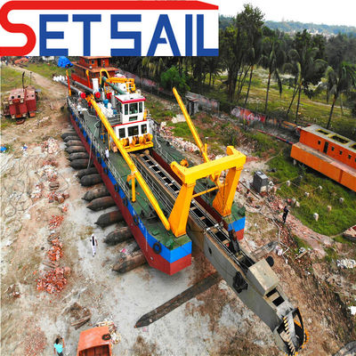 900-1200 Cubic Meter Diesel Engine Hydarulic Motor Cutter Suction Dredger 26 Inch