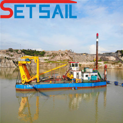 26 Inch Cutter Suction Mud Dredger with Long Discharge Distance and Customized Design