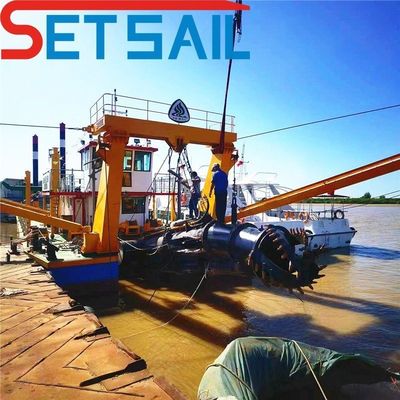 1800.00cm * 380.00cm * 250.00cm Hydraulic 24 Inch Cutter Suction Dredger with Depth Meter