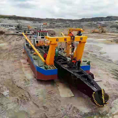 Siemens PLC System 24 Inch Cutter Suction Dredger with 5500 Cubic Meter Water Flow