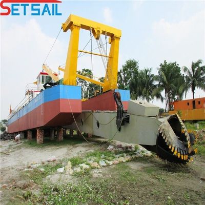 20m Dredging Depth Customized 6000cbm/Hr 26inch Dredger with Customization and Dredging