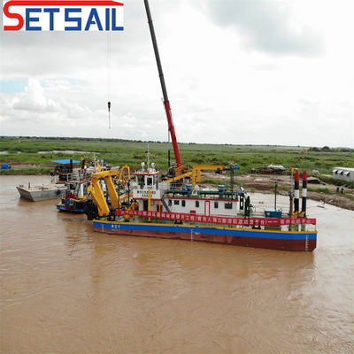 1500m Discharge Distance Sand Dredger with 3500m3 Water Flow and Hydraulic River Pump