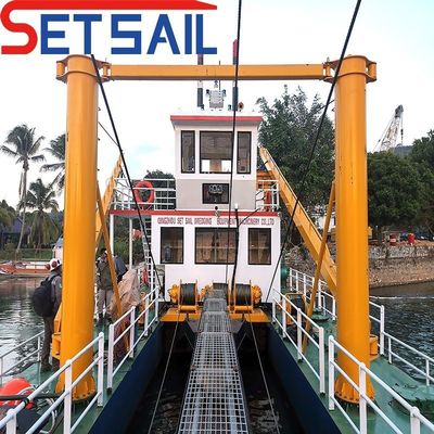 Water Flow 3500 M3 Diesel Engine Cutter Suction Dredger 15m Dredging Depth 450ND Pump Size