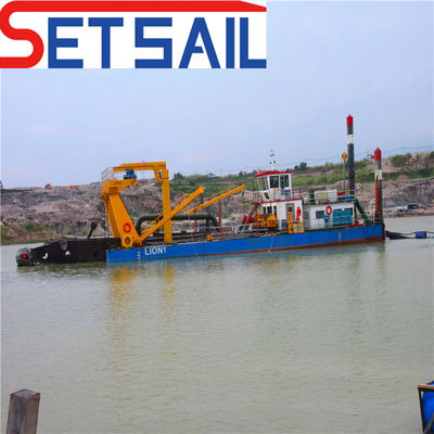 16m Dredging Depth Hydraulic Diesel Engine 900m3 Capacity 22inch Cutter Suction Dredger