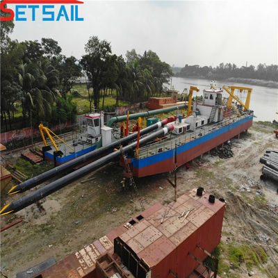 Hydraulic Pump 22 Inch Cutter Suction Mud Dredger with 40 Kw Cumins and Stanford