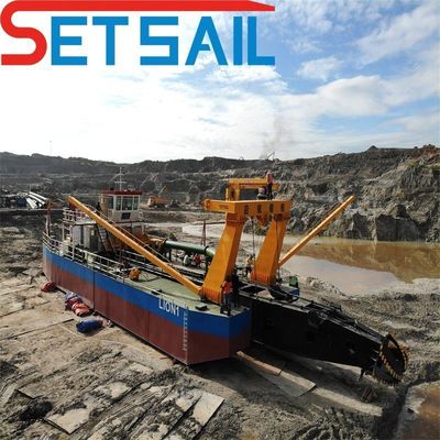 Customized Request Powerful Diesel Engine 20 Inch Sand Dredger with Hydraulic Pump