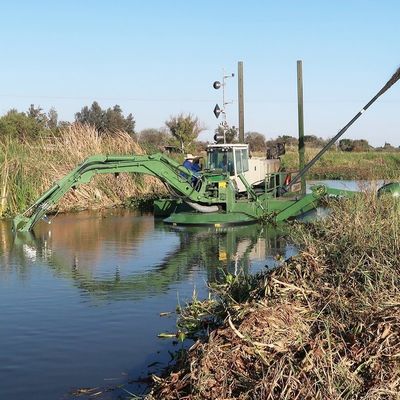 800m3 Water Flow Amphibious Dredger with Hydraulic Motor Shipping Cost Delivery Time