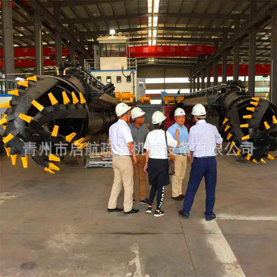 River Cutter Head Sand Dredger with 2000m Discharge Distance and Cast Iron Cyclone