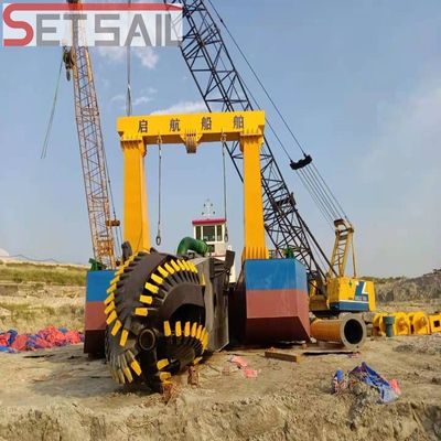 Versatile Hydraulic Sand Mining Dredger for River and Offshore Mail Engine Power 1193