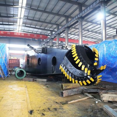 20 Inch Cutter Suction Dredger / Dredging Equipment with 1193 Mail Engine Power and Pump