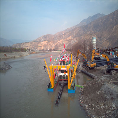 Customized Request Set Sail Cutter Suction Sand Dreger Barge with 170kw Diesel Engine