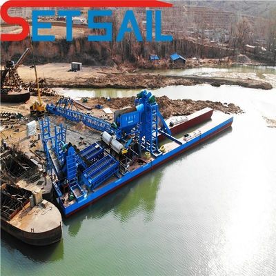 Hull Chain Bucket Gold Mining Boat with 1.4mx1.2m-2.6mx1.5m Drum Screen Length .Diameter