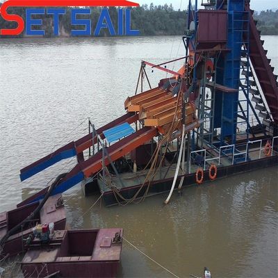 Hydrocyclone Gold Diamond Mining Dredger with 24-38m Total Length and Agitation Chute