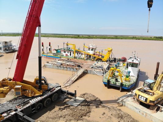 33L-55L Total Fuel Consumption Service Work Barge for Cutter Suction Dredger and Anchor