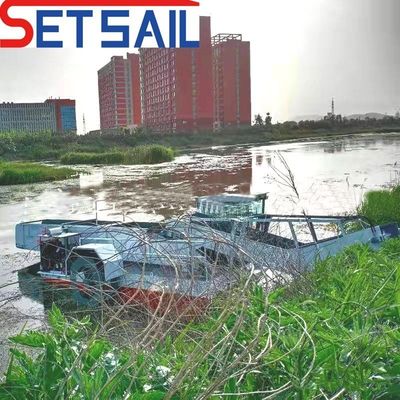 7.5-50m3 Capacity Water Hyacinth Harvesting Machine for High Loading Capacity