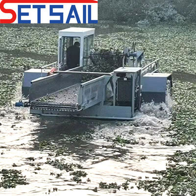 7.5-50m3 Capacity Water Hyacinth Harvesting Machine for High Loading Capacity